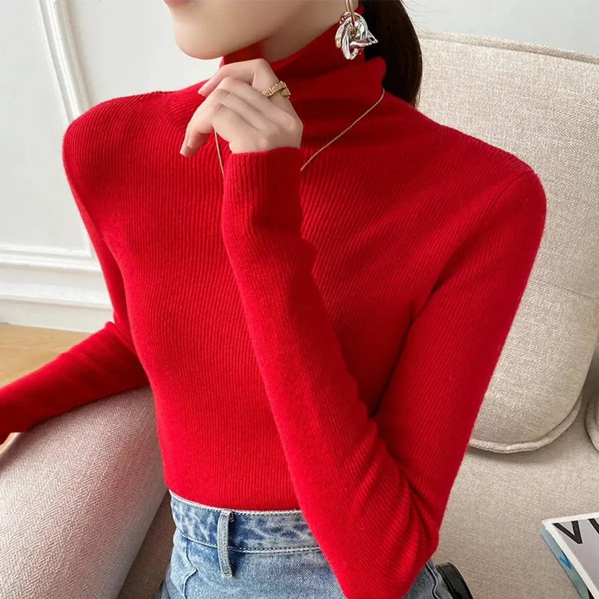 Women's Slim-Fit Cashmere Turtleneck Sweater
