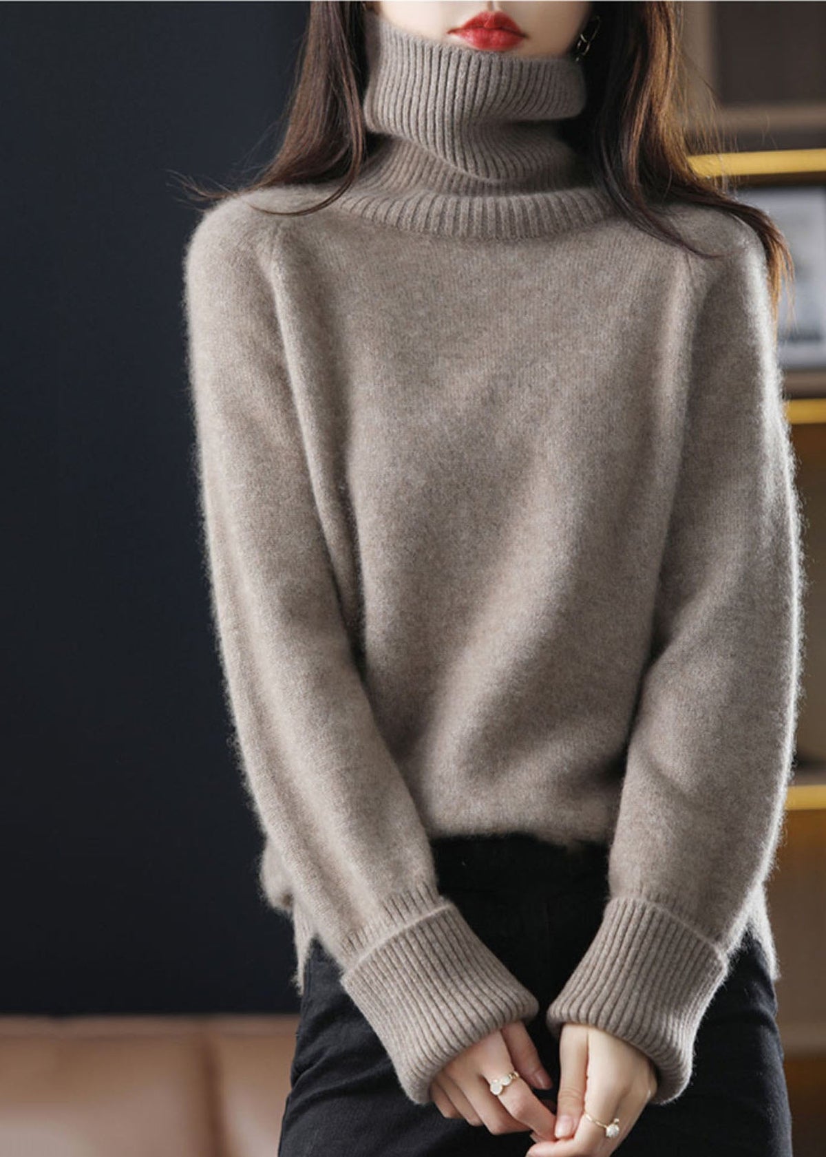 Women's Thick Turtleneck Sweater – Warm and Elegant Knit