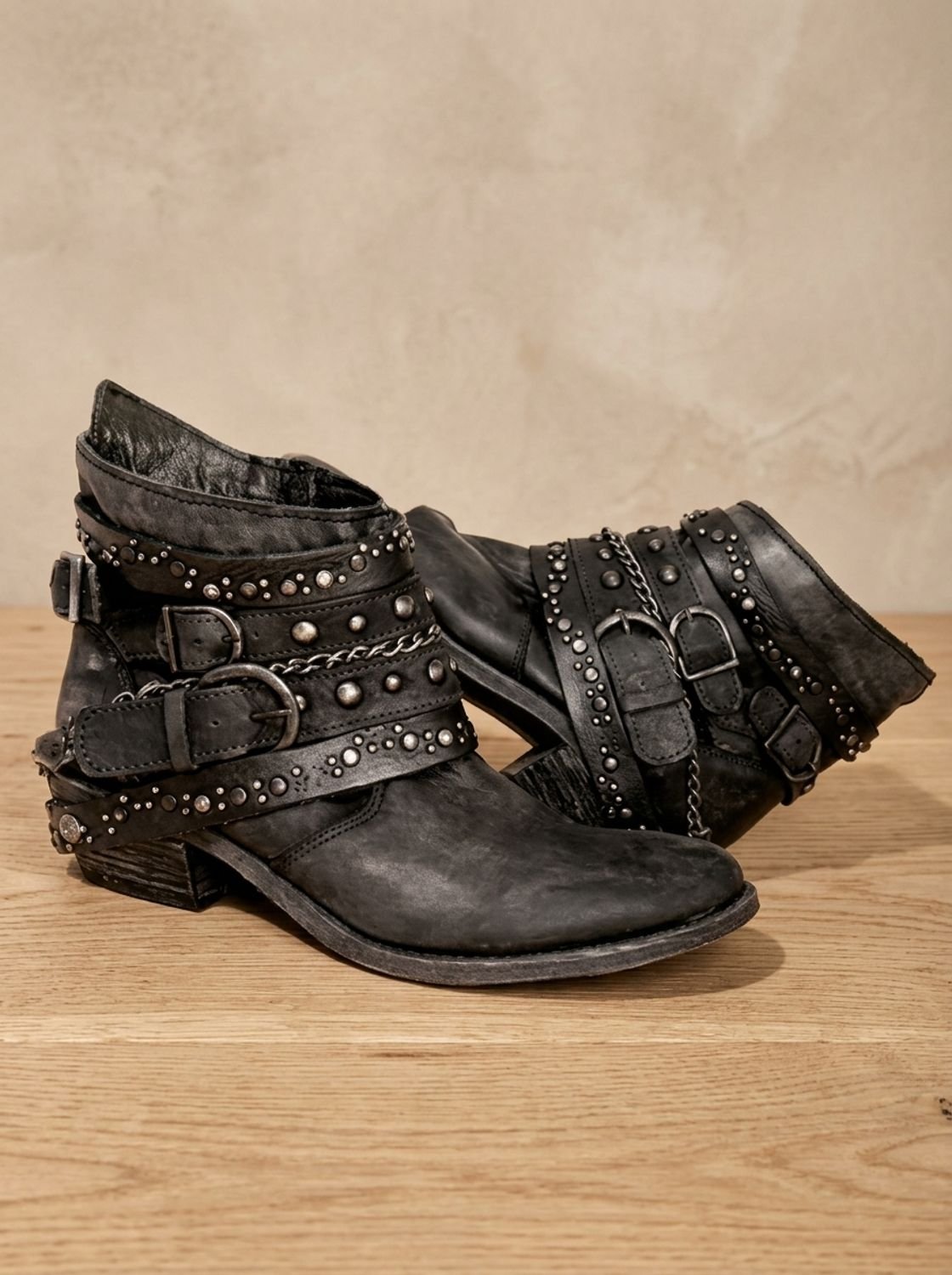 Women's Vintage Studded Buckle Strap Western Ankle Boots